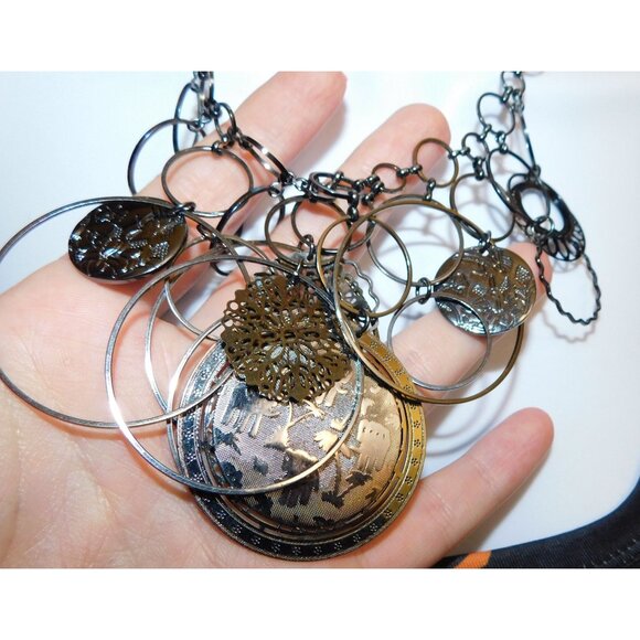 Abstract Floral Elephant Silver Tone Medallion Necklace - Picture 7 of 11